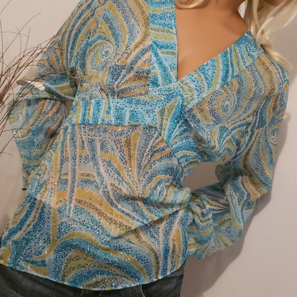 I.C.E SHEER TOP SIZE LARGE - Picture 3 of 11